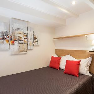 Studio met een King Size Bed